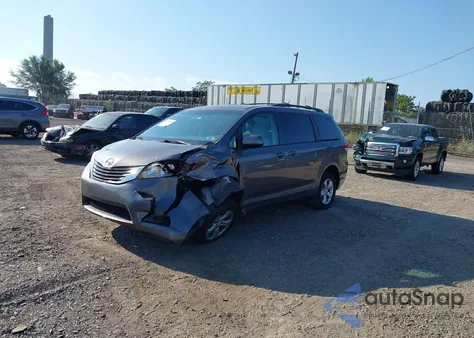 2011 Toyota Sienna Le V6 из США, поврежденный, VIN 5TDKK3DC6BS045758